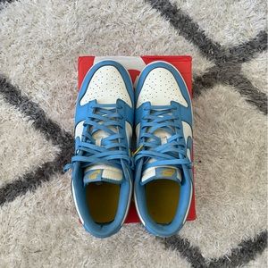 Size 13 UNC COAST DUNKS Mens Nike Basketball shoe